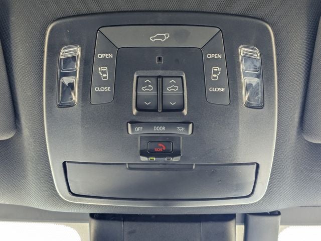 2025 Toyota Sienna Platinum 7 Passenger