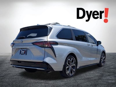 2025 Toyota Sienna Platinum 7 Passenger
