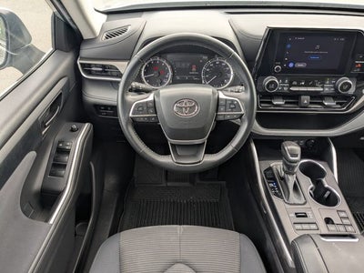 2023 Toyota Highlander LE