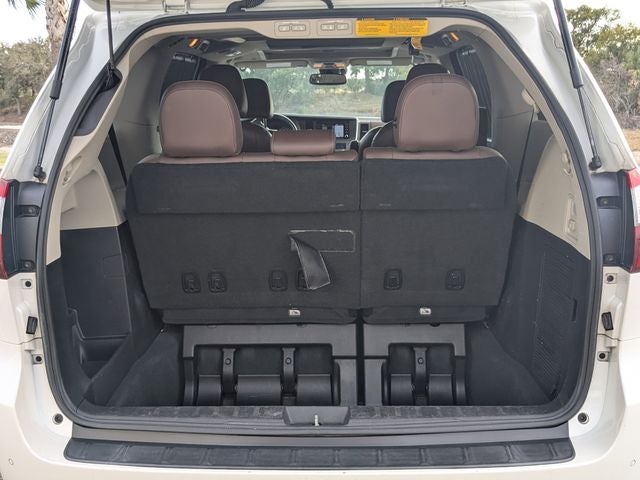 2020 Toyota Sienna Limited Premium