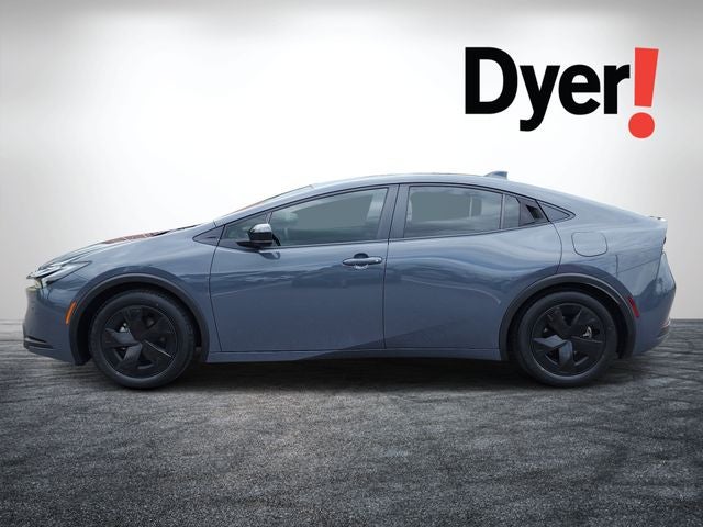 2025 Toyota Prius LE