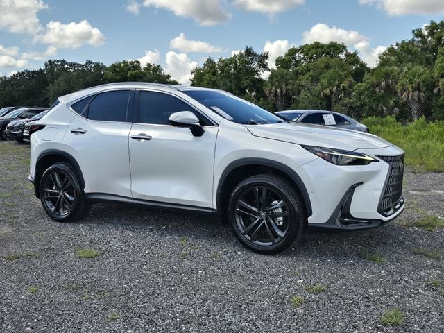 2025 Lexus NX 450h+ Luxury