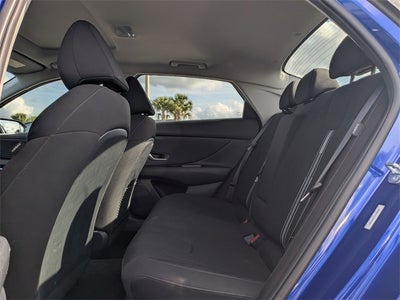 2025 Hyundai Elantra SEL Convenience
