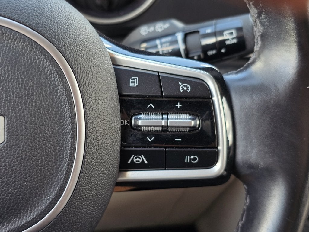 2022 Kia Carnival LXS