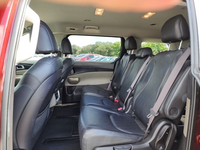 2025 Kia Carnival LXS