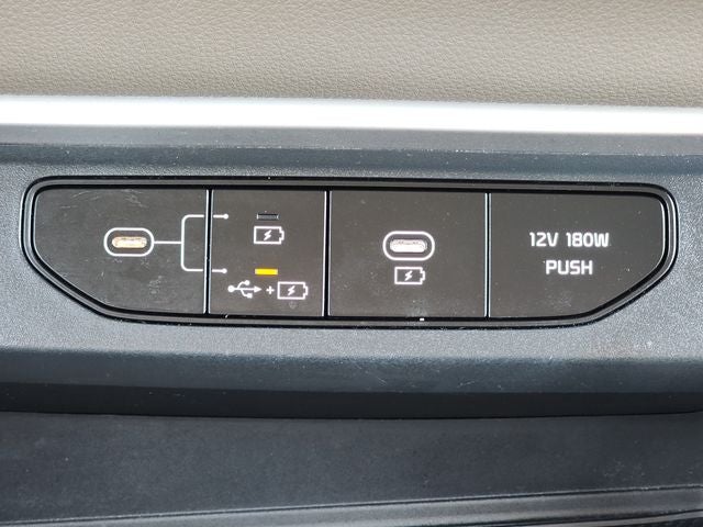 2025 Kia Carnival LXS