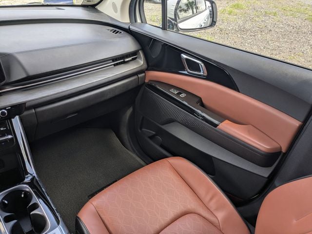 2023 Kia Carnival SX