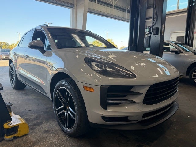 2021 Porsche Macan Base