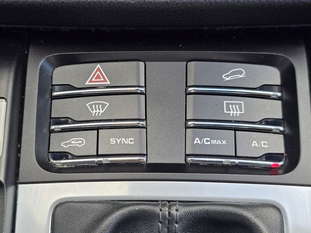 2021 Porsche Macan Base