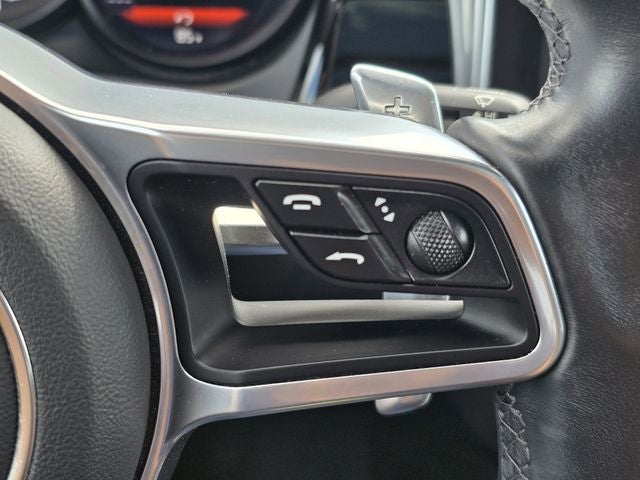 2021 Porsche Macan Base