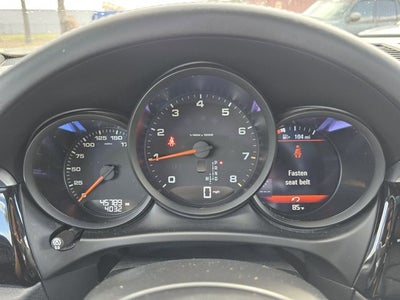 2021 Porsche Macan Base