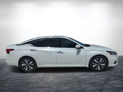 2022 Nissan Altima 2.5 SL