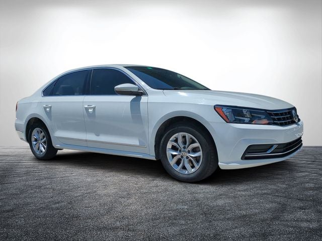 2017 Volkswagen Passat 1.8T S
