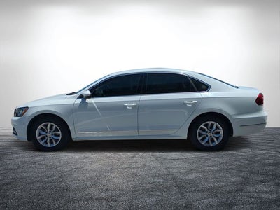 2017 Volkswagen Passat 1.8T S