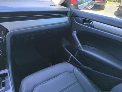 2022 Volkswagen Passat 2.0T SE