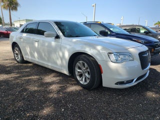 2016 Chrysler 300 Limited