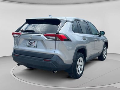 2023 Toyota RAV4 LE