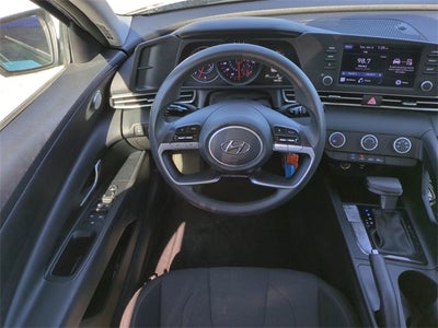 2021 Hyundai Elantra SE