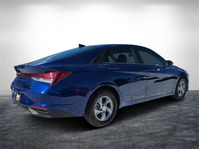 2021 Hyundai Elantra SE