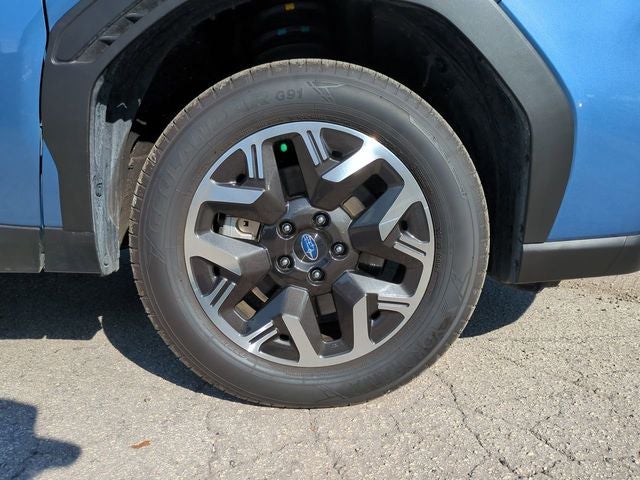 2025 Subaru Forester Base