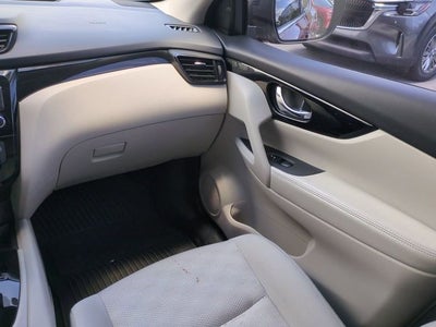 2022 Nissan Rogue Sport SV