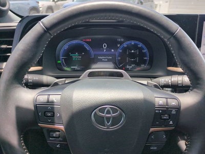 2025 Toyota Crown Signia Limited