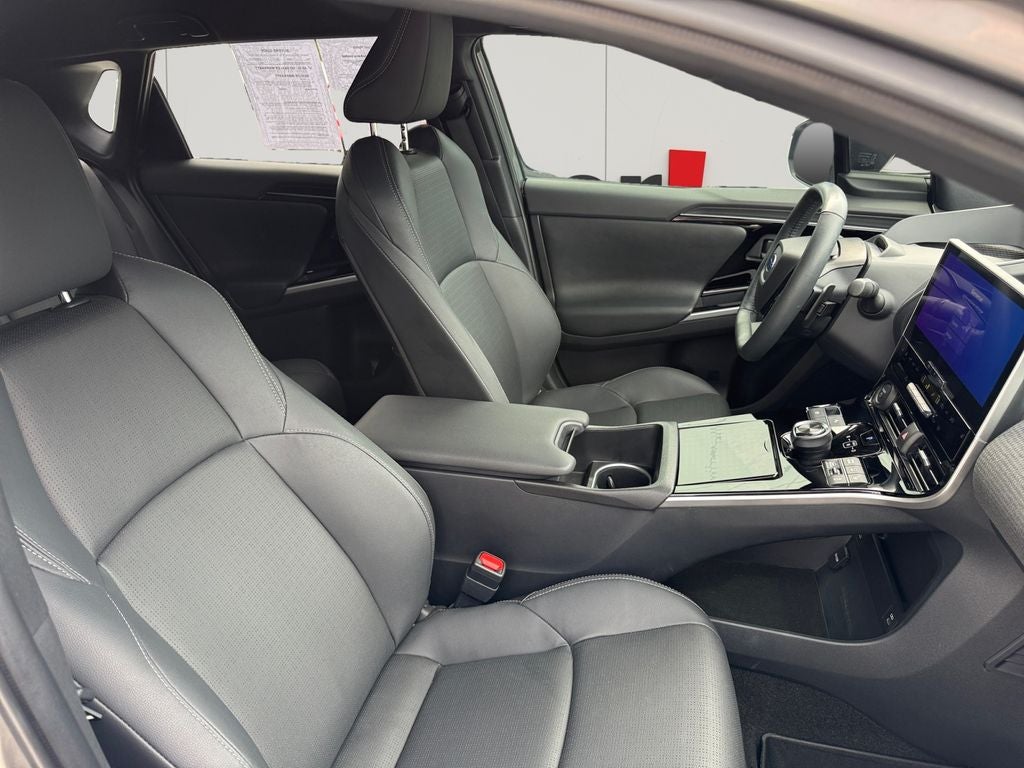 2025 Subaru Solterra Limited