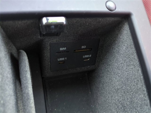 2023 Porsche Macan Base