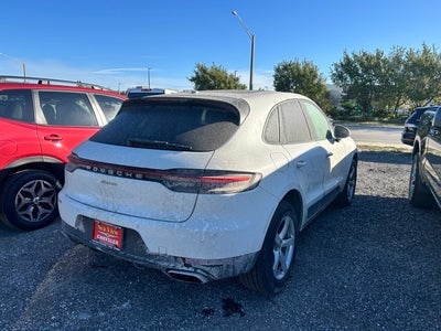 2021 Porsche Macan Base