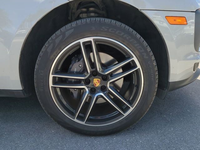 2021 Porsche Macan Base
