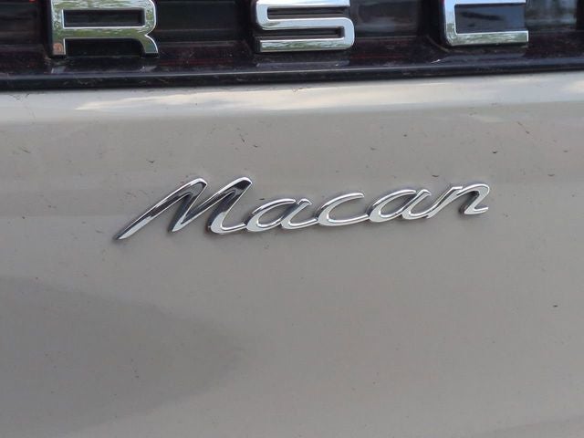 2021 Porsche Macan Base