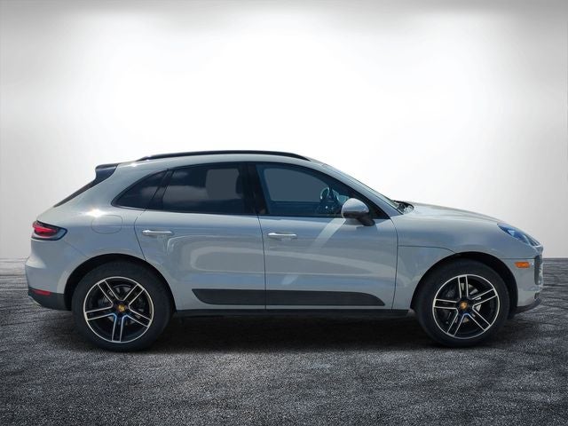 2021 Porsche Macan Base