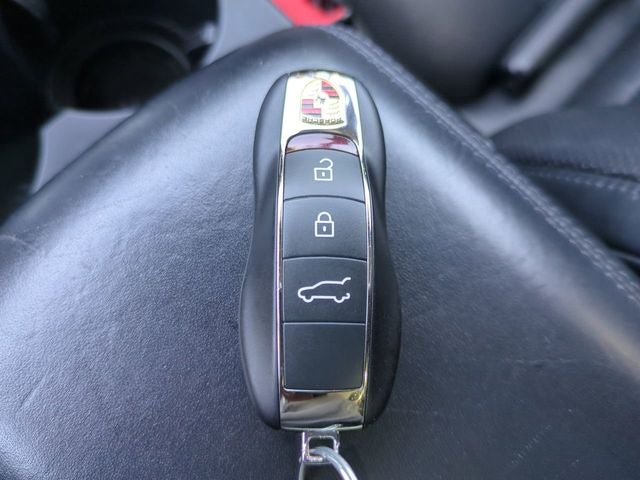 2021 Porsche Macan Base