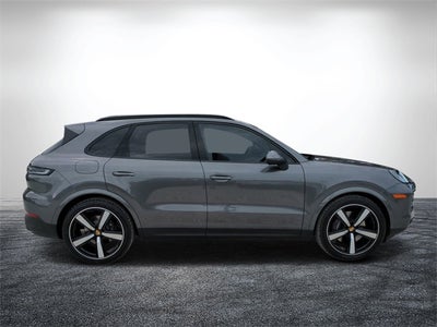 2024 Porsche Cayenne Base