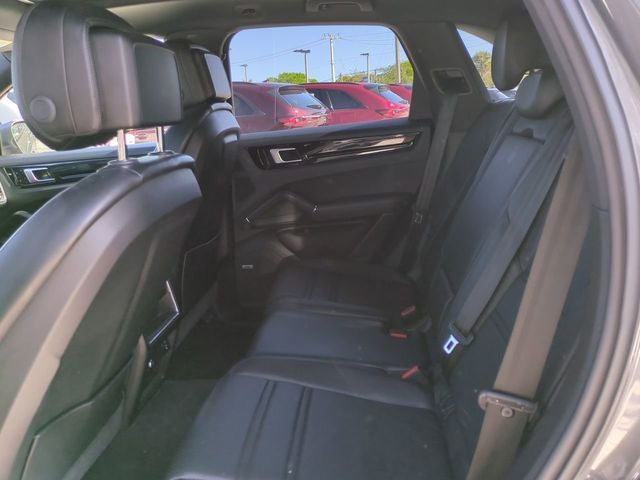 2020 Porsche Cayenne Base